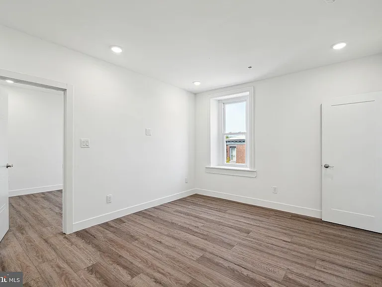5164 Ridge Ave #2 — Photo 3