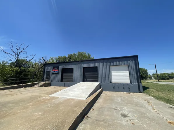 719 E Mulberry St, Sherman, TX 75090