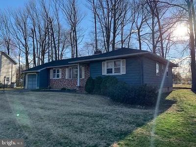 53 Florister Dr, Hamilton, NJ, 08690