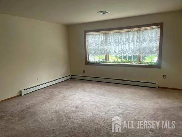 3 bed, 2.5 bath, $4,000 — Photo 4