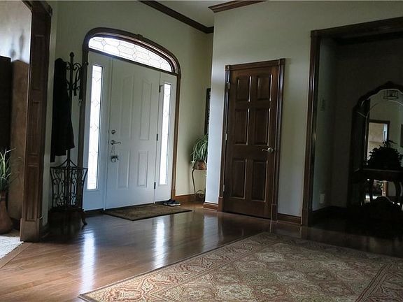 3rd image of 1205 Charlton Ct