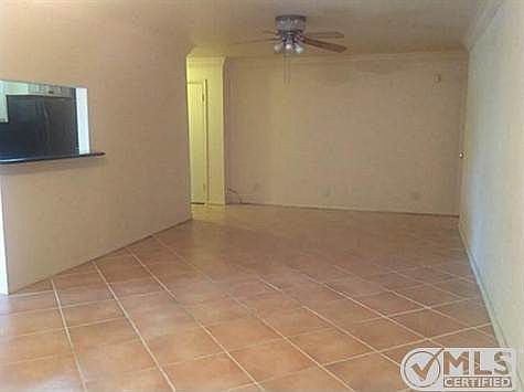 4th image of 566 E Avenue J APT D