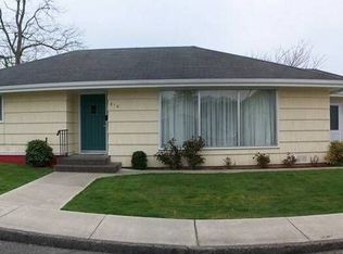 210 S 9th St, Coos Bay, OR 97420