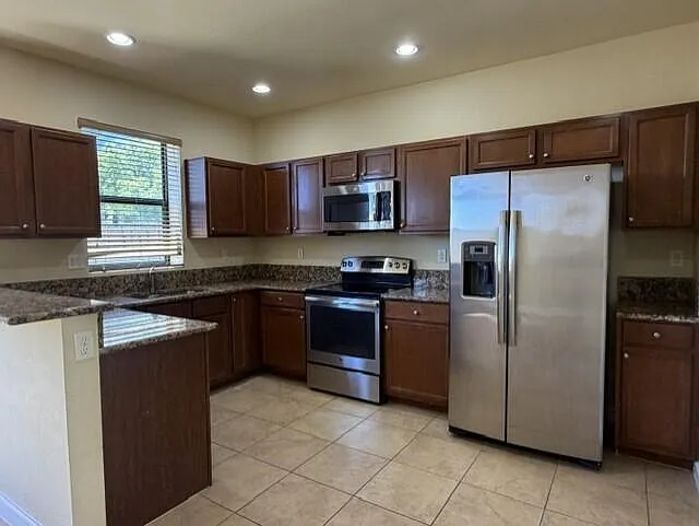23765 SW 118th Ave — Photo 6