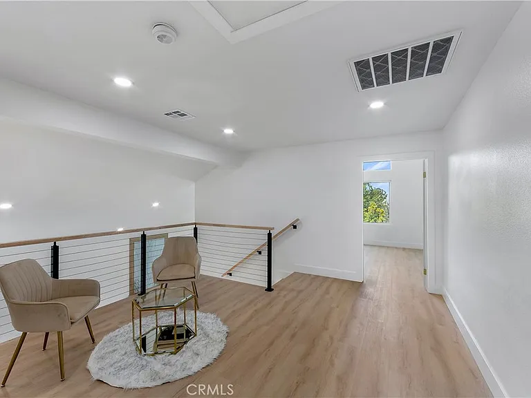 32232 Fall River Rd — Photo 18