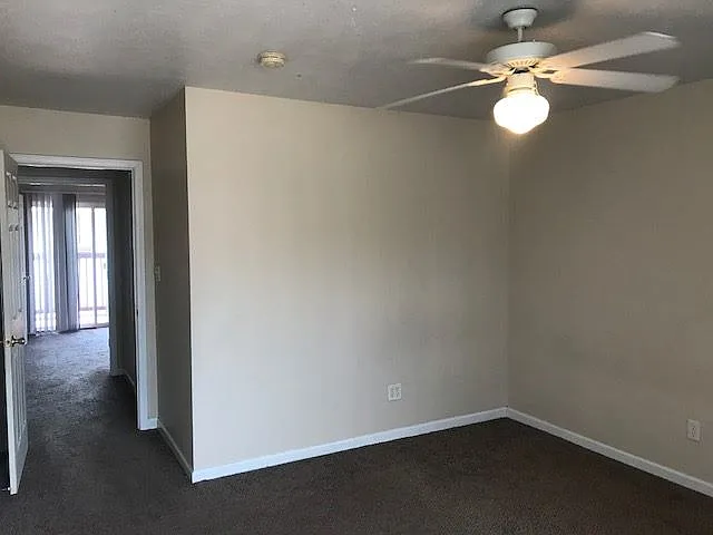510-5 S Poplar St — Photo 14