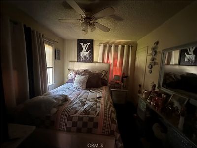 905 E 87th St, Los Angeles, CA, 90002