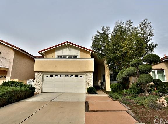 2nd image of 14881 Sumac Ave