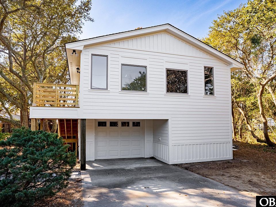 1st image of 900 Fox St Lot 1