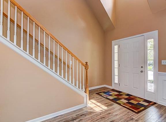 5th image of 213 Otman Ct