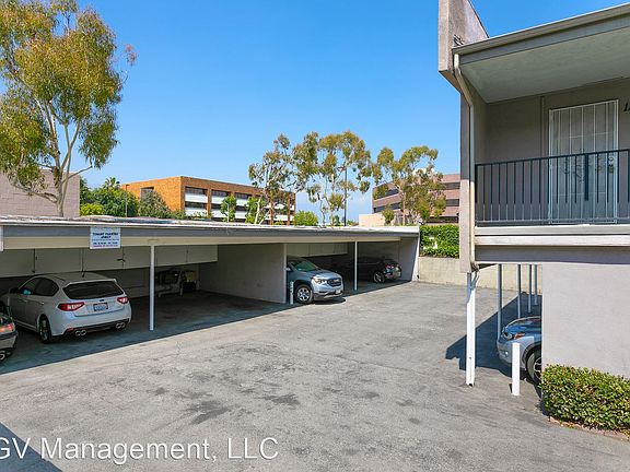 4th image of 95 Hurlbut St APT 3