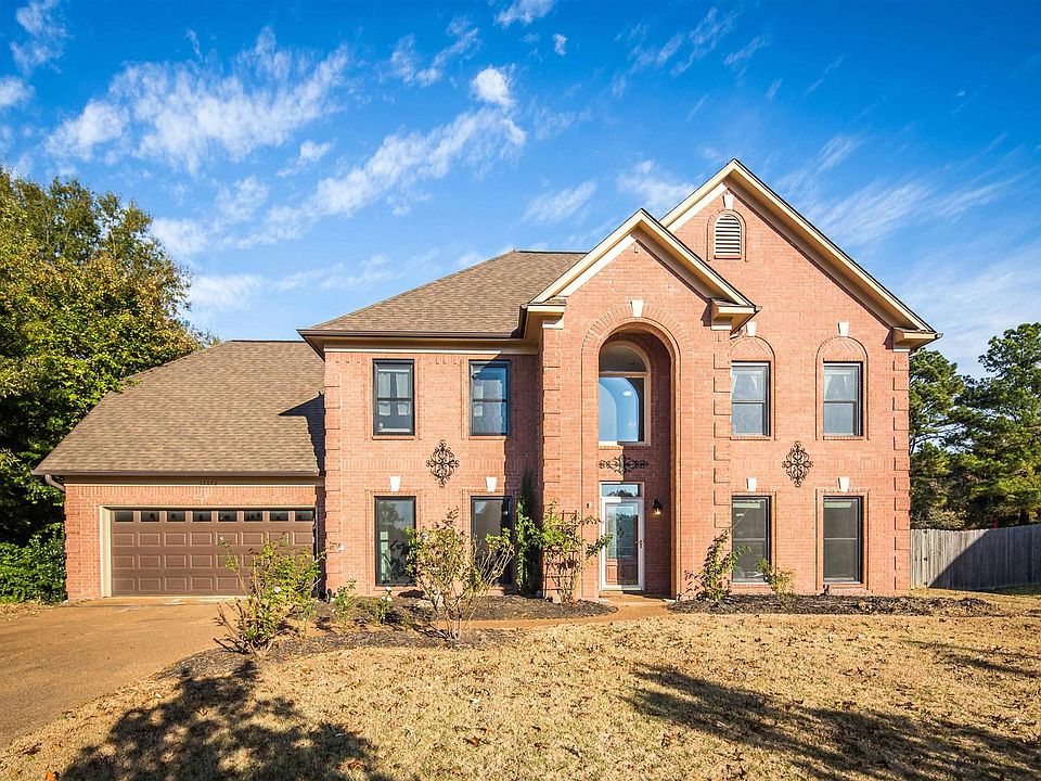 1st image of 12026 Country Valley Dr