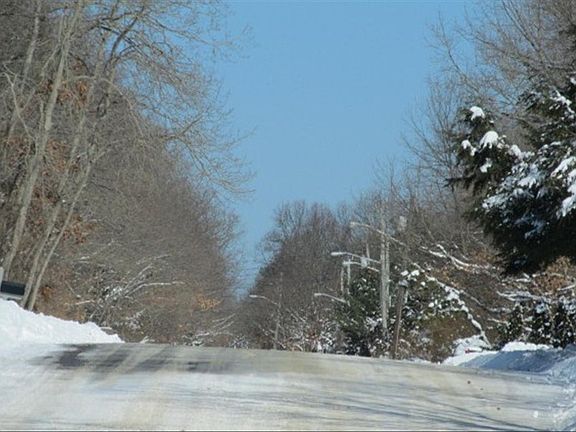 3rd image of 73 Helme Ave
