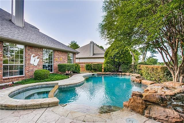 2nd image of 9600 Southern Hills Dr
