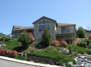 1539 Panoramic Loop, Grants Pass, OR 97527