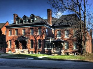 3717 Westminster Pl APT 102A, Saint Louis, MO 63108