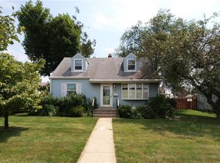 225 7th St, Whitehall, PA 18052