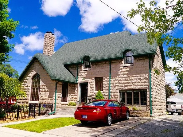 612 N Lincoln St, Bay City, MI 48708