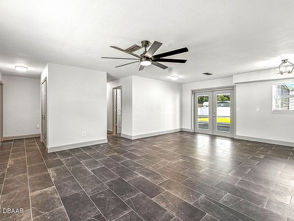 5th image of 714 Jane Ave