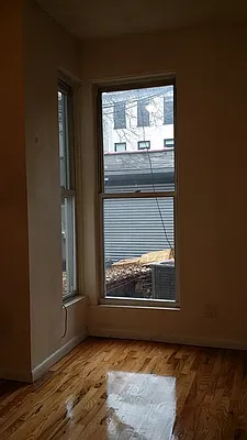 Rented by Elite NY Holdings | media 20