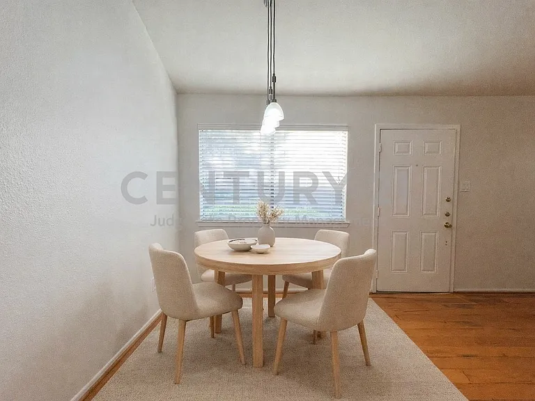 5759 Cedar Creek Dr — Photo 14