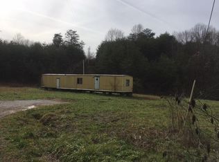 320 Winburn Woods Rd, Irvine, KY 40336