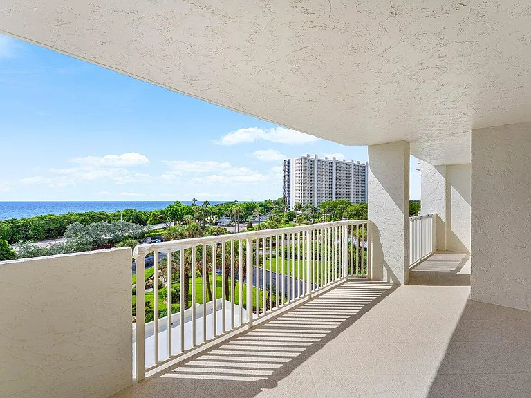 4301 N Ocean Blvd #504 — Photo 10