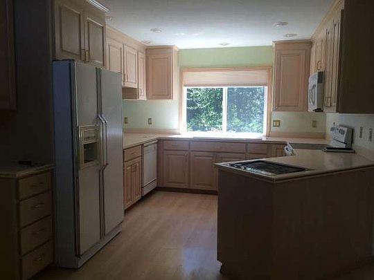 2nd image of 5220 140th Ct NW