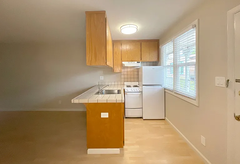 670 Live Oak Ave — Photo 11