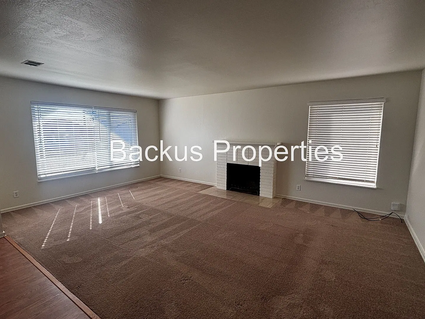 Wonderful Monterey Park three bedroom home — Photo 3