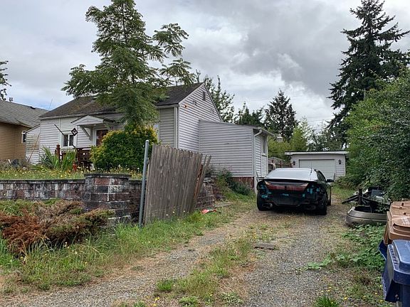 2nd image of 408 E 62nd St