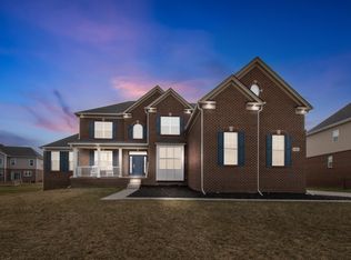 51083 Meadowlands Ln, Canton, MI