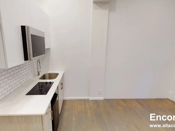 280 Newbury St APT 1, Boston, MA 02116