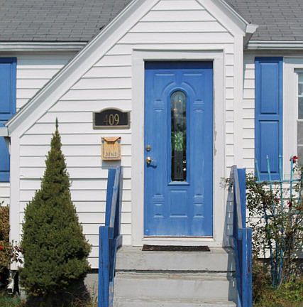 4th image of 409 E 25th St