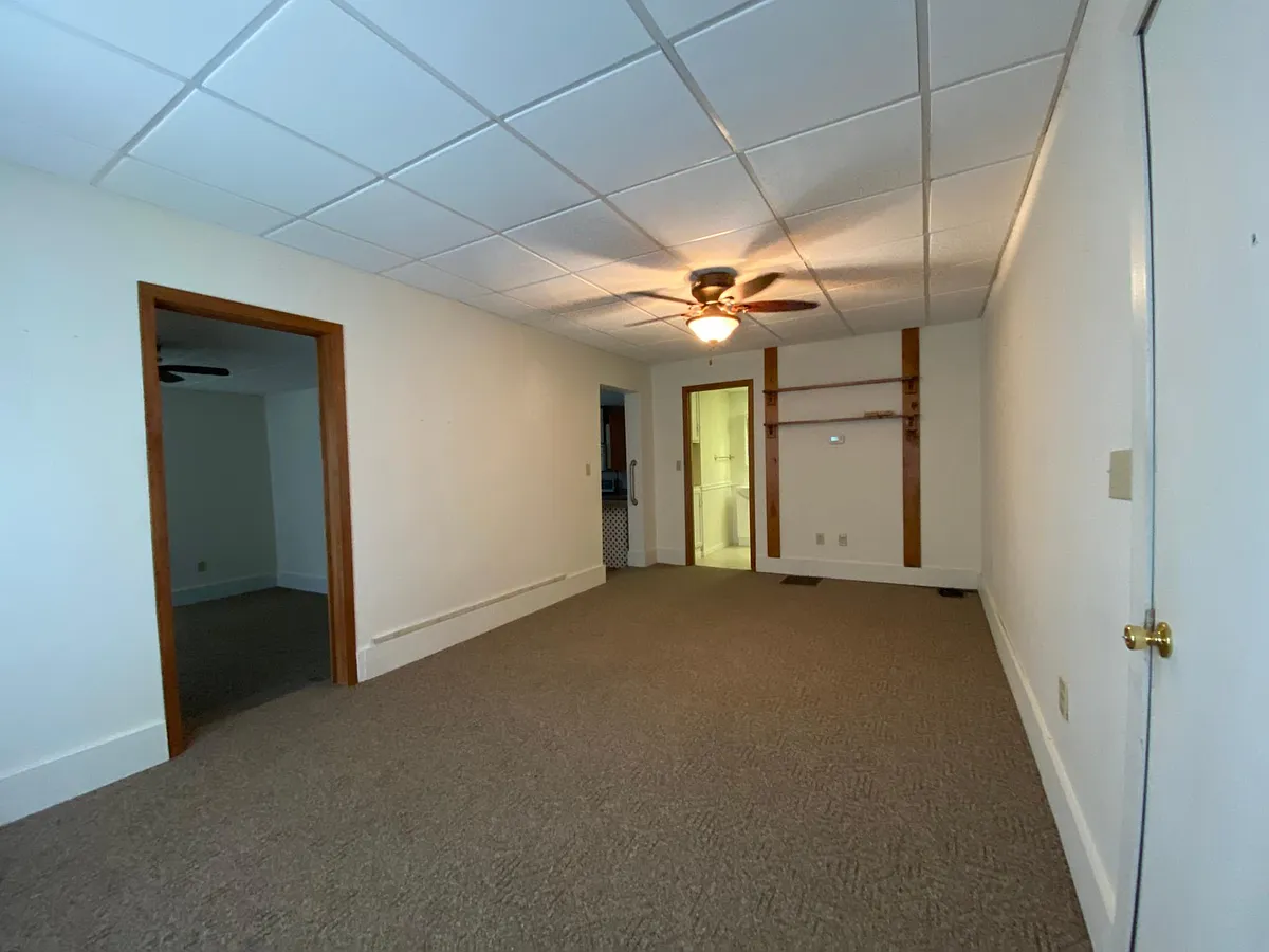 Building Photo - 113 N 3rd St #1