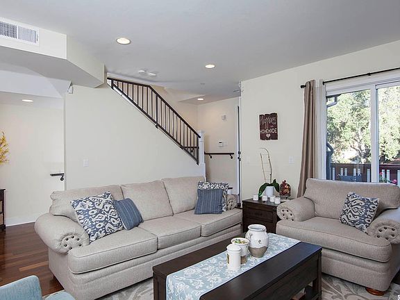 2nd image of 6300 Honolulu Ave Unit 104