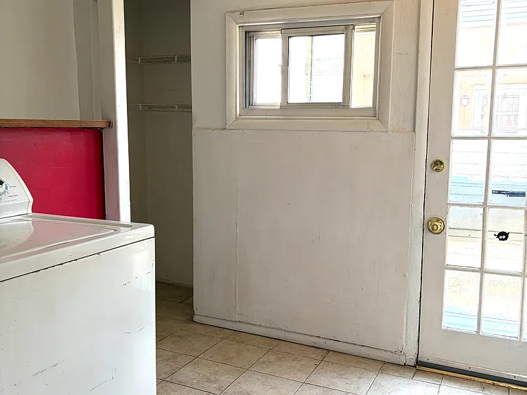 3047 Aramingo Ave — Photo 6