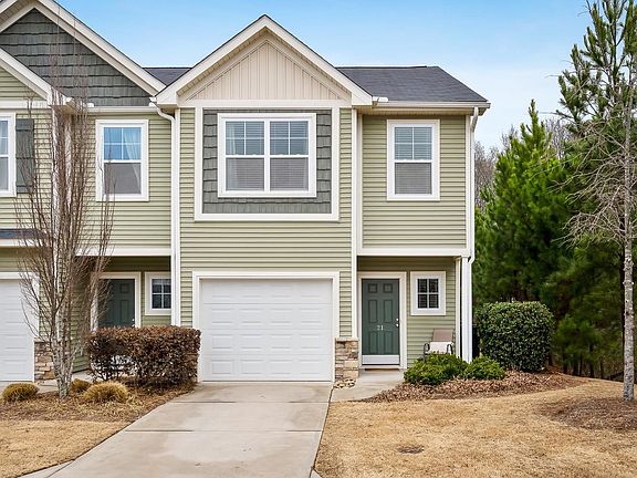 2nd image of 21 Harvest Bell Ln