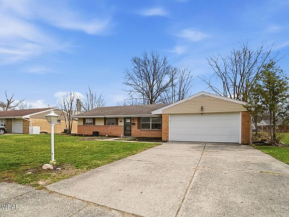 3rd image of 52 Beaumont Pl