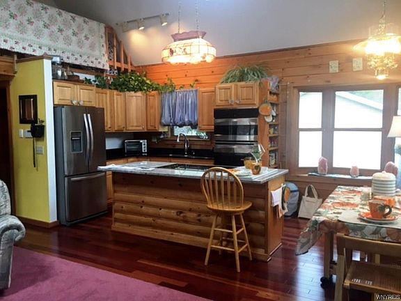 3rd image of 6512 Donlen Dr