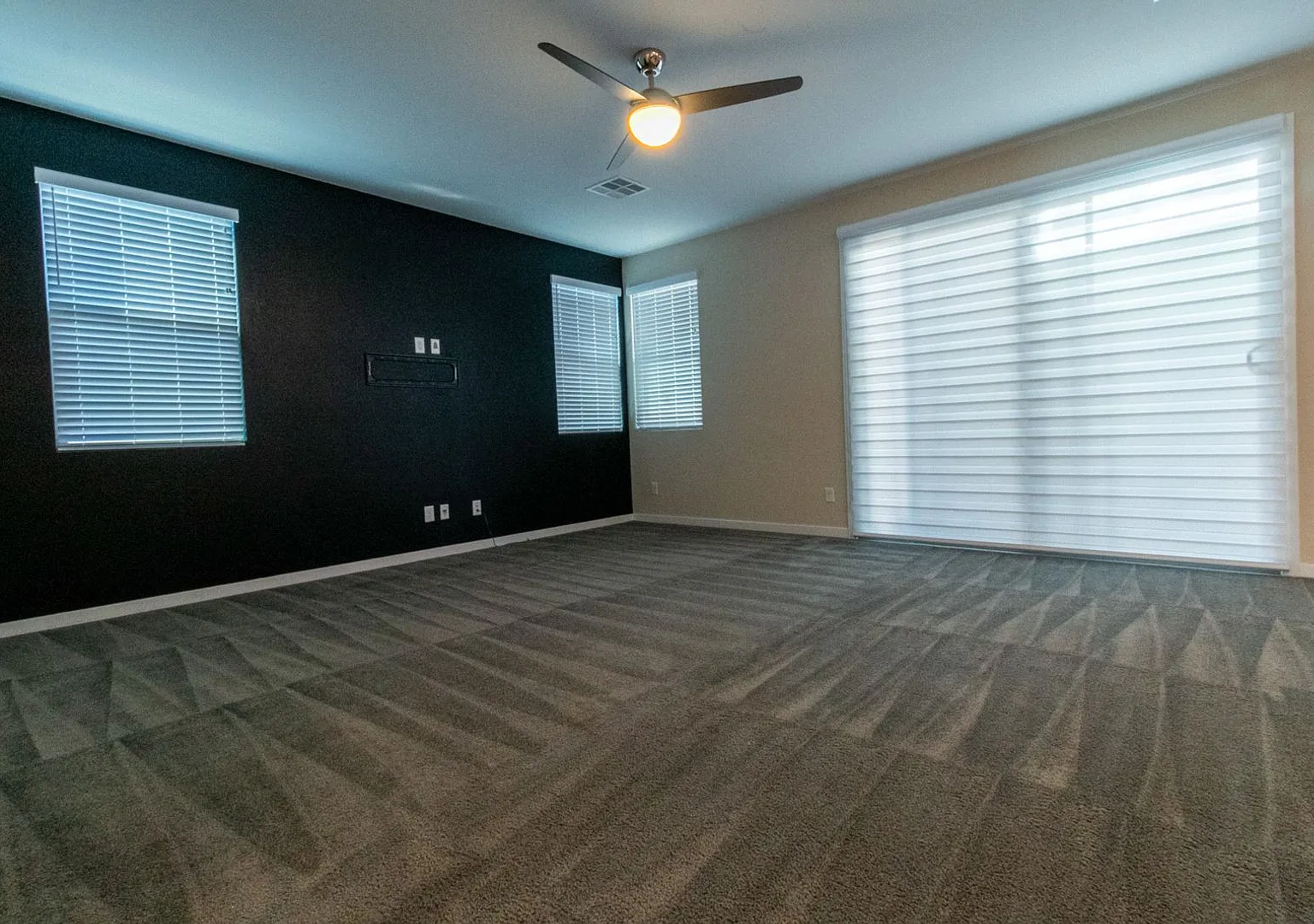 Uniting classic enrichments with modern practicality with This 4 Bedroom In North Las Vegas! — Photo 4