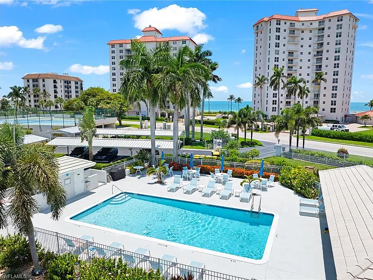 10684 Gulf Shore Dr #205 — Photo 27