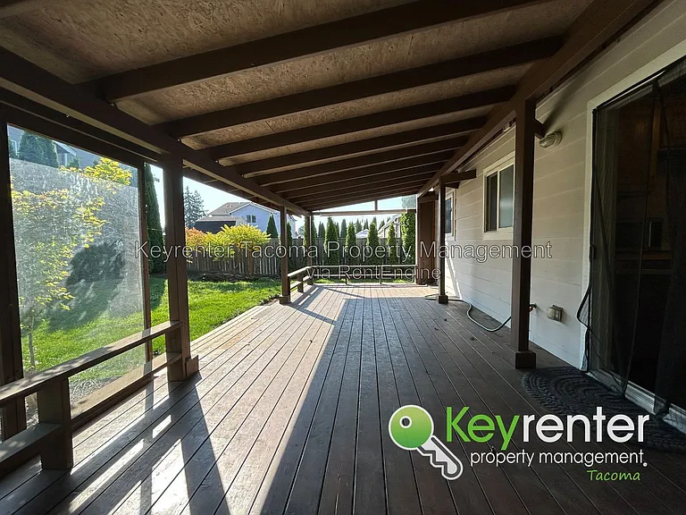221 Sunset Dr — Photo 20