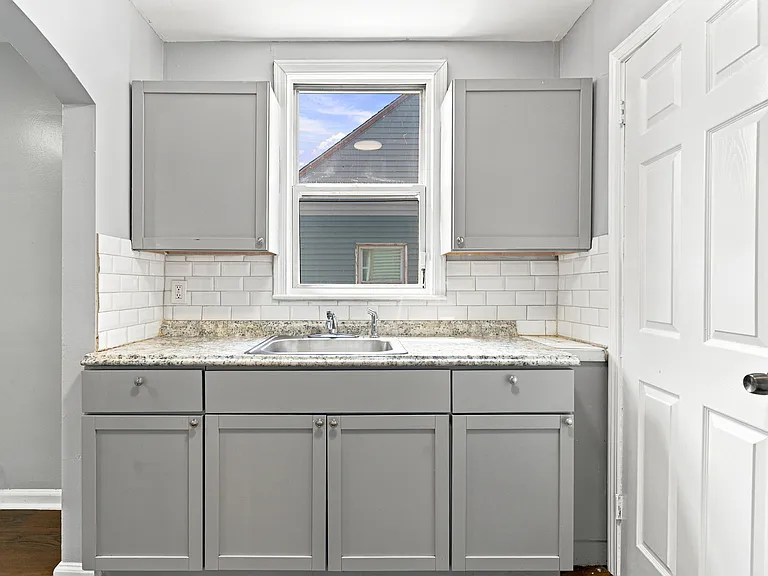 12151 Wayburn St — Photo 8