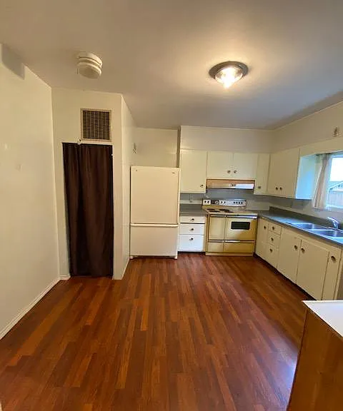 kitchen from laundry room