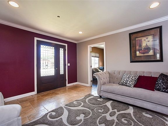 5th image of 13516 Gunderson Ave