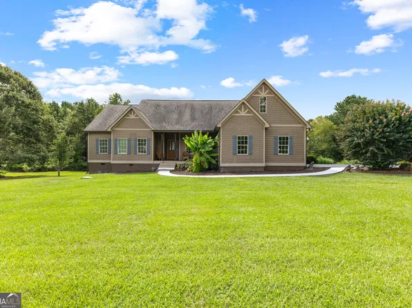 275 Lakeview Dr, Brooks, GA 30205