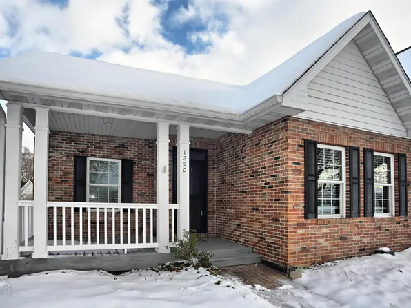 1220 Bostwick Ave, Chesterton, IN 46304