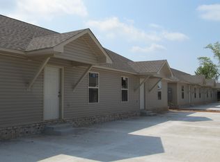 45 County Road 100 APT G, Bono, AR 72416