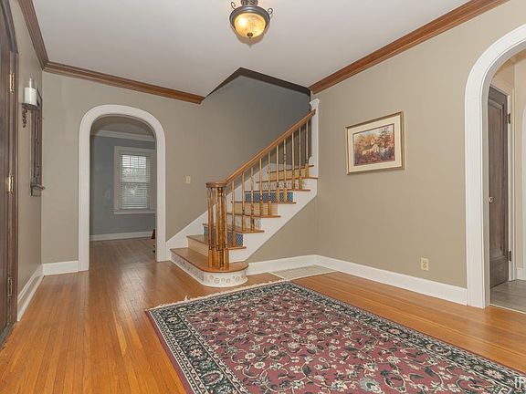 5th image of 665 S Weinbach Ave